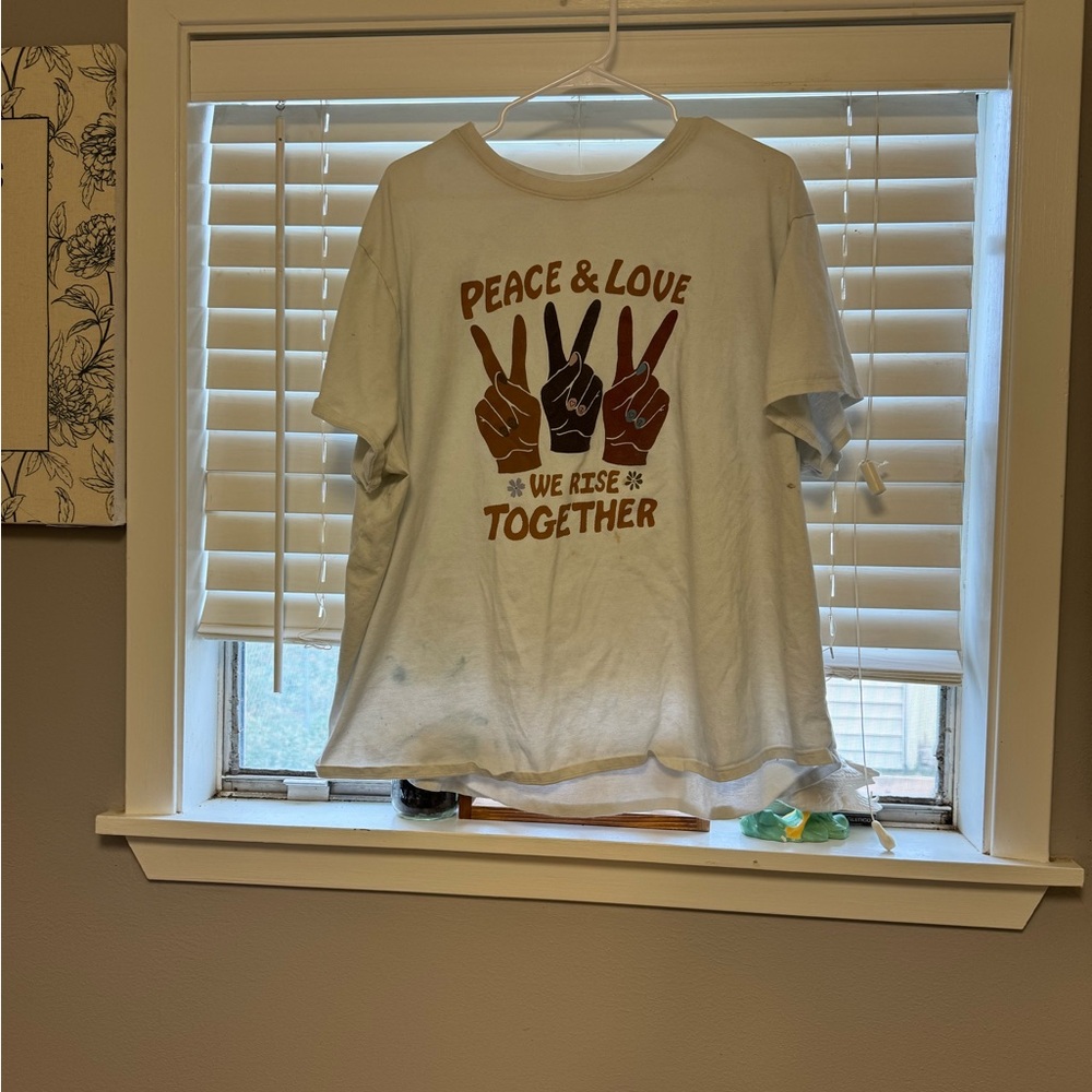Peace & Love Graphic T-Shirt